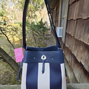KATE SPADE LARGE BUCKET BAG EVEN STRIPE JQD BLAZER BLUE NWT